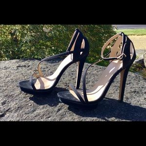 Victoria’s Secret Black glitter sandal size 8